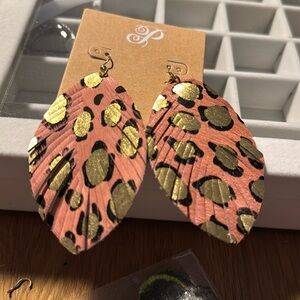 Leopard plunder 2.5” earrings